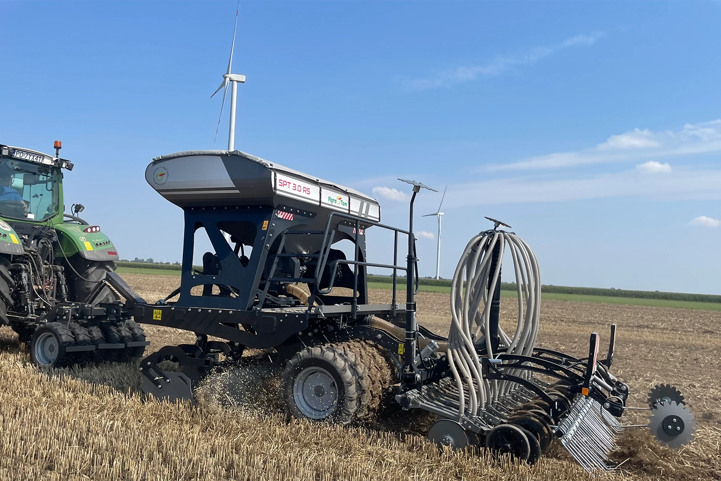Kombinationen für Bodenbearbeitung und Aussaat – SPT RS agro mashine deutschland