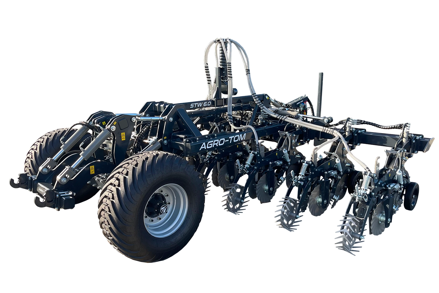 Kombinationen für Bodenbearbeitung und Aussaat – STW landmaschine